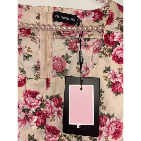 NWT Pretty Little Thing Sz 8 Med Mini Dress, Floral Cotton Cottage Peasant Prep - Picture 2 of 10